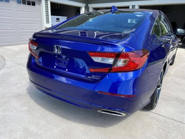 2018 Honda Accord 2.0T Sport - Image 5